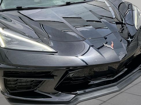 Used 2024 Chevrolet Corvette Stingray Premium Conv w/ Z51 Performance Package RWD image 25