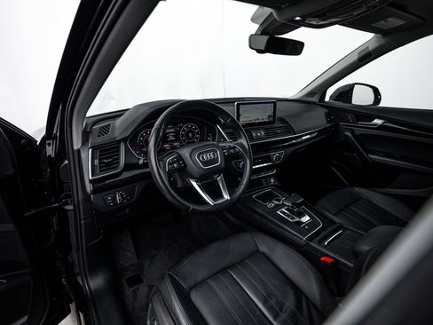 Used 2019 Audi Q5 2.0T Premium Plus image 13