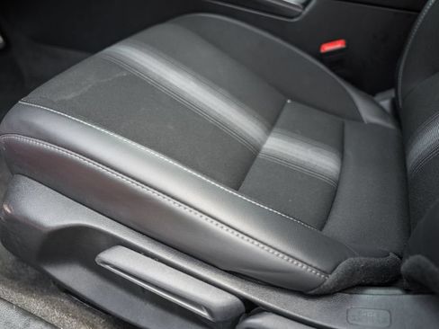 Certified 2025 Honda Civic Sport image 31