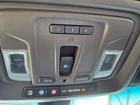 Used 2022 Chevrolet Silverado 3500 LT w/ Convenience Package image 19