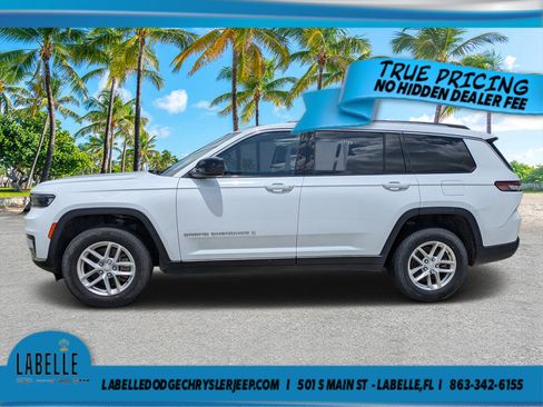 Used 2023 Jeep Grand Cherokee L Laredo AWD/4WD image 6