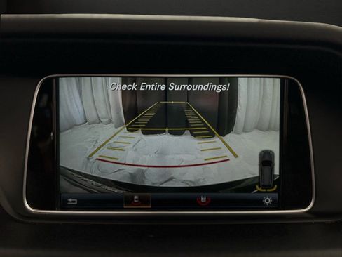 Used 2016 Mercedes-Benz E 350 4MATIC Wagon image 27