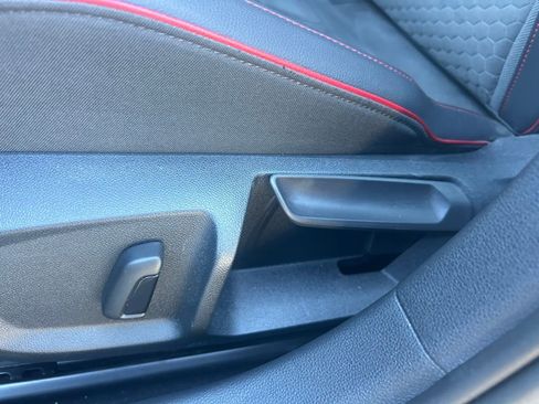 Used 2025 Volkswagen GTI SE image 49