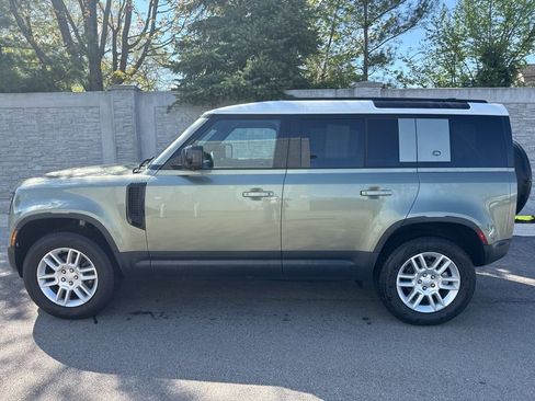 Used 2024 Land Rover Defender 110 S image 2