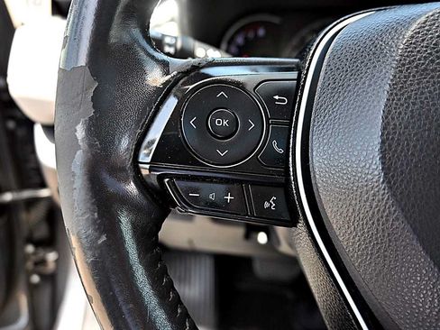 Used 2019 Toyota RAV4 Limited w/ Advanced Technology Package FWD image 30