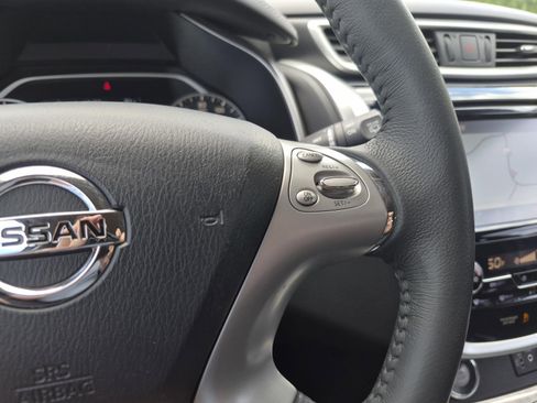Used 2018 Nissan Murano SV image 20