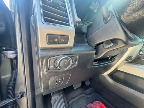 Used 2015 Ford F150 Lariat AWD/4WD image 20