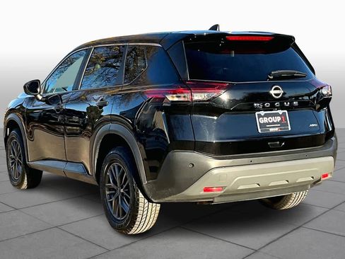 Used 2023 Nissan Rogue S image 12