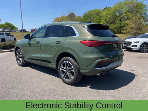 Used 2025 Audi Q5 Premium w/ 19" Wheel Package AWD/4WD image 9