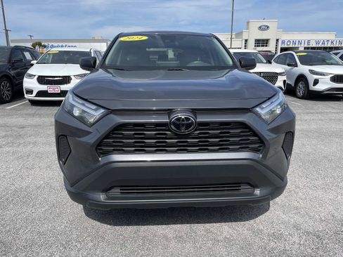 Used 2024 Toyota RAV4 LE FWD image 10