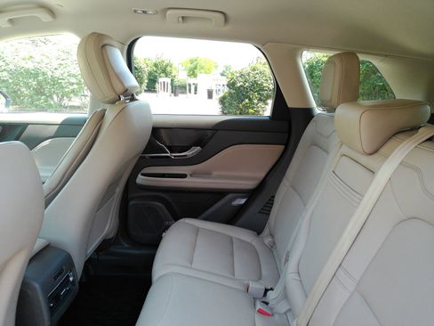 Used 2020 Lincoln Corsair AWD w/ Equipment Group 101A image 12