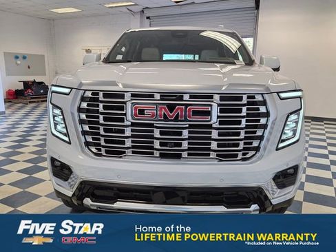 New 2026 GMC Yukon XL Denali w/ Denali Reserve Package AWD/4WD image 2