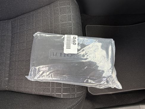 New 2026 Honda HR-V LX image 34