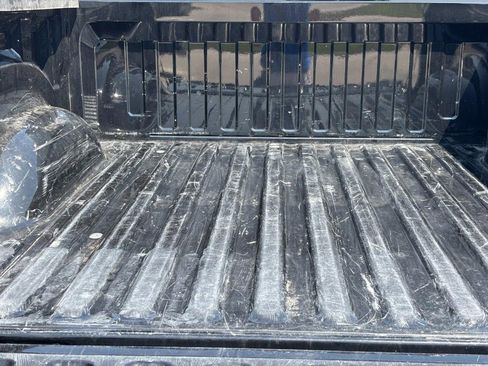 Used 2022 RAM 1500 Laramie w/ Sport Appearance Package image 5