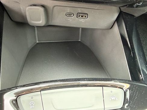 New 2026 Chevrolet Trax LT w/ Driver Confidence Package FWD image 27