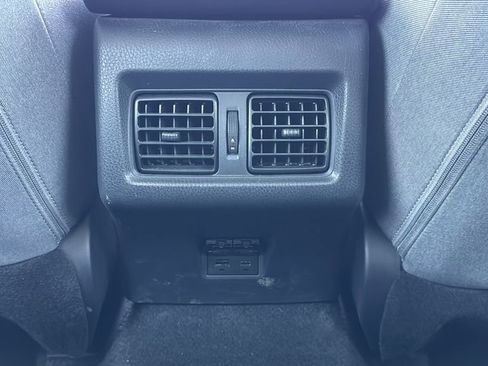 Used 2025 Toyota Camry LE image 15