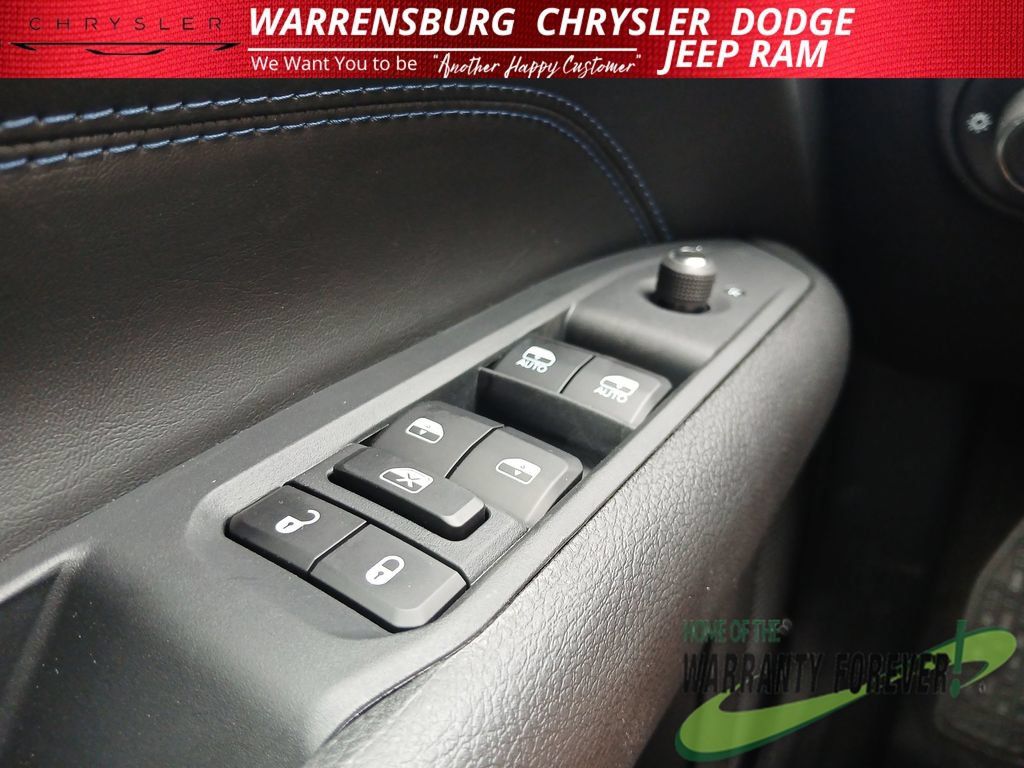 New 2026 Jeep Compass Latitude AWD/4WD image 34