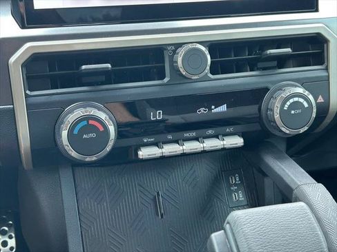 Certified 2026 Toyota Tacoma TRD Sport AWD/4WD image 31