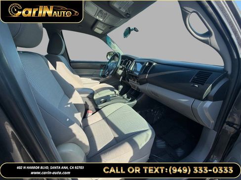 Used 2012 Toyota Tacoma PreRunner w/ Convenience Pkg RWD image 12