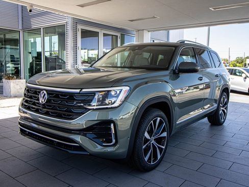 New 2026 Volkswagen Atlas SEL Premium R-Line AWD/4WD image 13