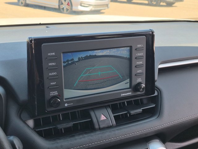 Used 2022 Toyota RAV4 LE AWD/4WD image 18
