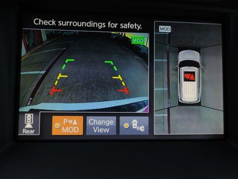 Used 2020 Nissan Armada SL w/ Premium Package image 32