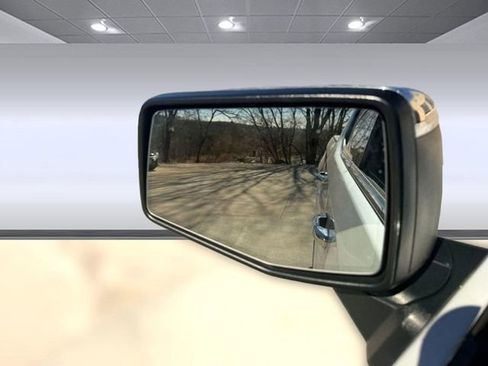 Used 2019 GMC Sierra 1500 Denali w/ Driver Alert Package II AWD/4WD image 30
