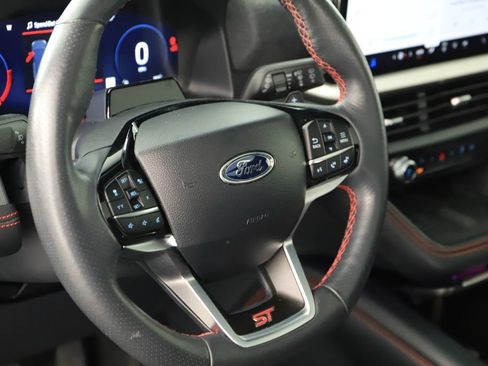 Used 2025 Ford Explorer ST AWD/4WD image 16