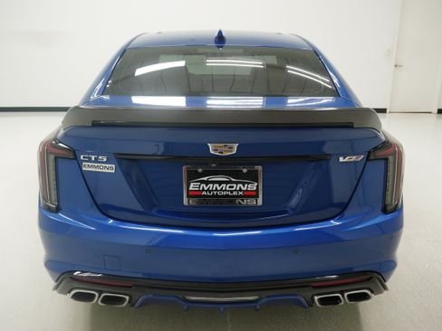 Used 2023 Cadillac CT5 V w/ Platinum Package RWD image 5