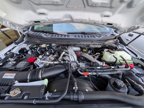 New 2026 Ford F350 Lariat w/ Black Appearance Package image 9