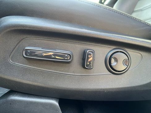 Used 2025 Honda CR-V EX-L image 24