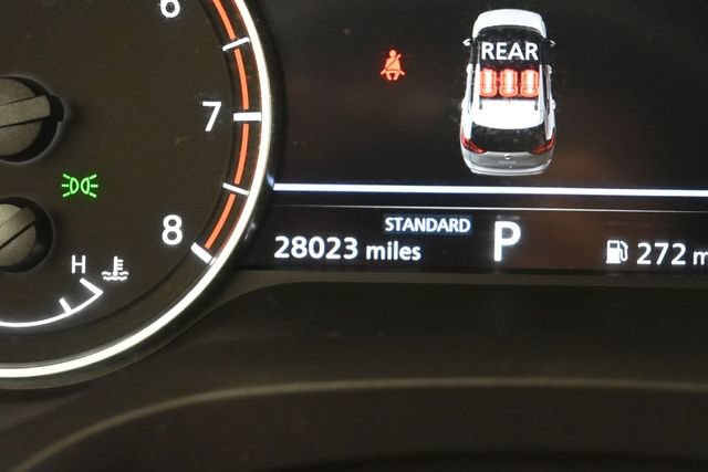 Used 2025 Nissan Rogue SV FWD image 15