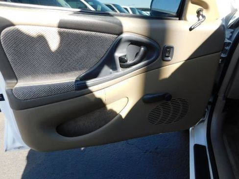 Used 1996 Chevrolet Cavalier LS image 11