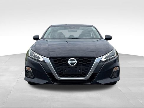 Used 2019 Nissan Altima 2.5 SV FWD image 2