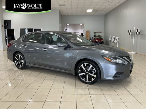 Used 2018 Nissan Altima 2.5 SR image 1