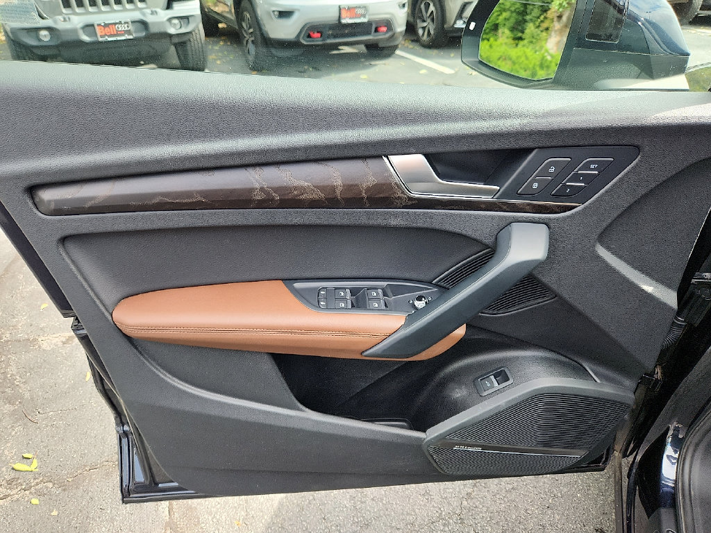 Used 2019 Audi Q5 2.0T Premium Plus w/ Premium Plus Package AWD/4WD image 17