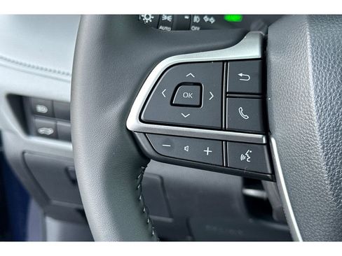 New 2026 Toyota Highlander XLE image 27