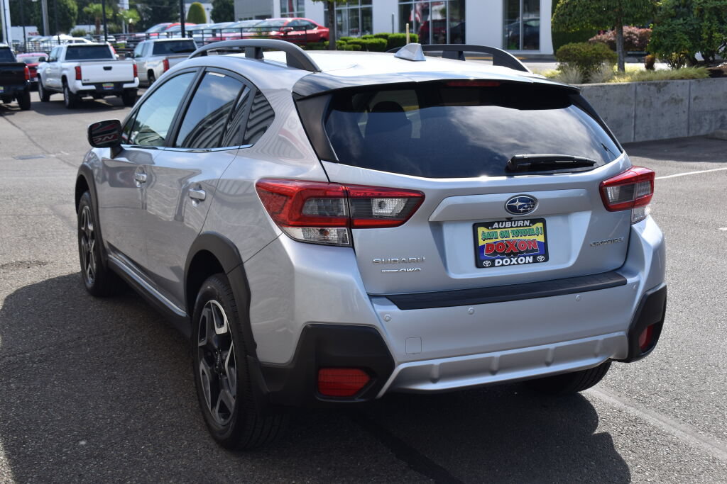 Used 2020 Subaru Crosstrek 2.0i Limited w/ Moonroof Package w/Navigation AWD/4WD image 7