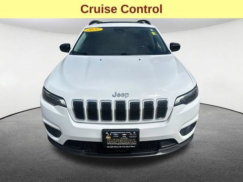 Used 2022 Jeep Cherokee Latitude Lux w/ Sun & Sound Group AWD/4WD image 4