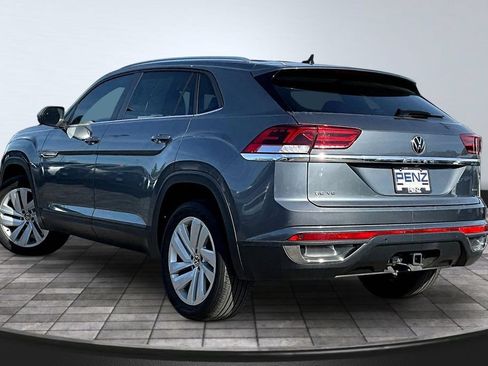 Used 2023 Volkswagen Atlas Cross Sport SE AWD/4WD image 4