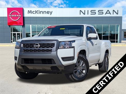 Certified 2025 Nissan Frontier SV image 1