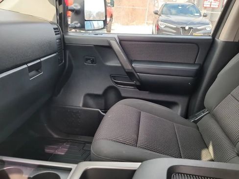 Used 2012 Nissan Titan SV w/ SV Premium Utility Pkg image 18