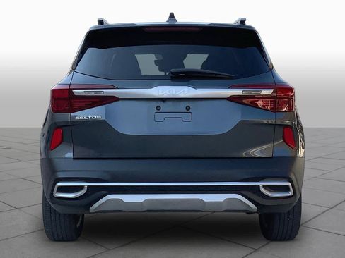 Used 2023 Kia Seltos S w/ Navigation Package FWD image 5