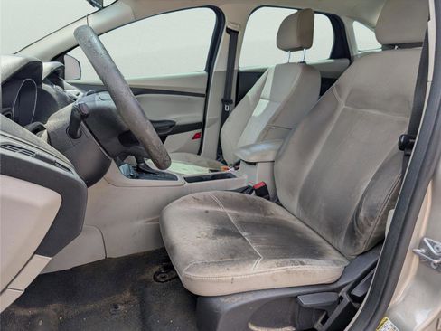 Used 2016 Ford Focus SE image 11