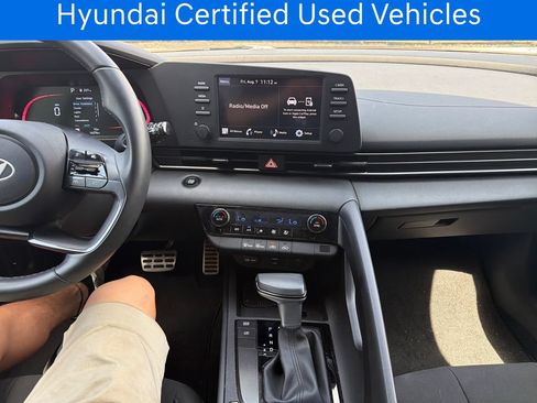 Certified 2025 Hyundai Elantra Sport FWD image 22