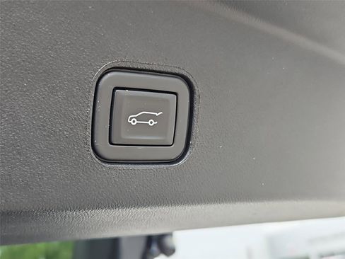 Certified 2024 Cadillac Lyriq Luxury RWD image 31