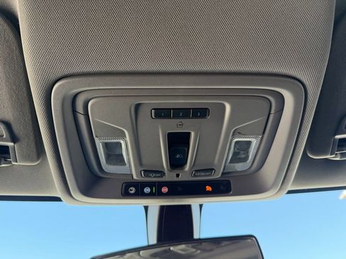 Used 2019 Chevrolet Silverado 1500 RST image 19