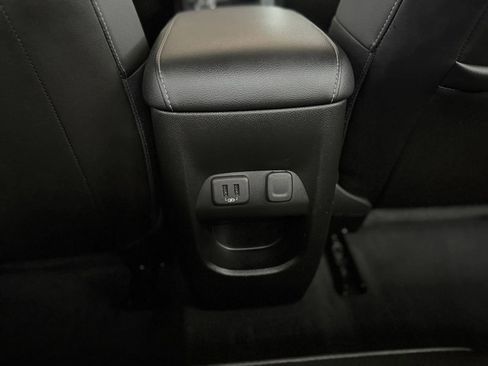 Used 2022 Chevrolet Colorado ZR2 w/ Colorado ZR2 Bison Edition AWD/4WD image 38