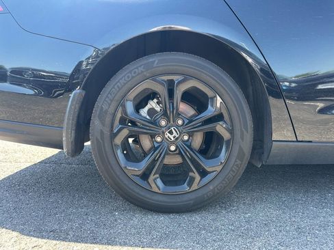 Used 2025 Honda Accord SE image 7