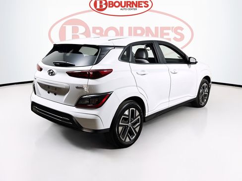 Used 2023 Hyundai Kona SE image 10